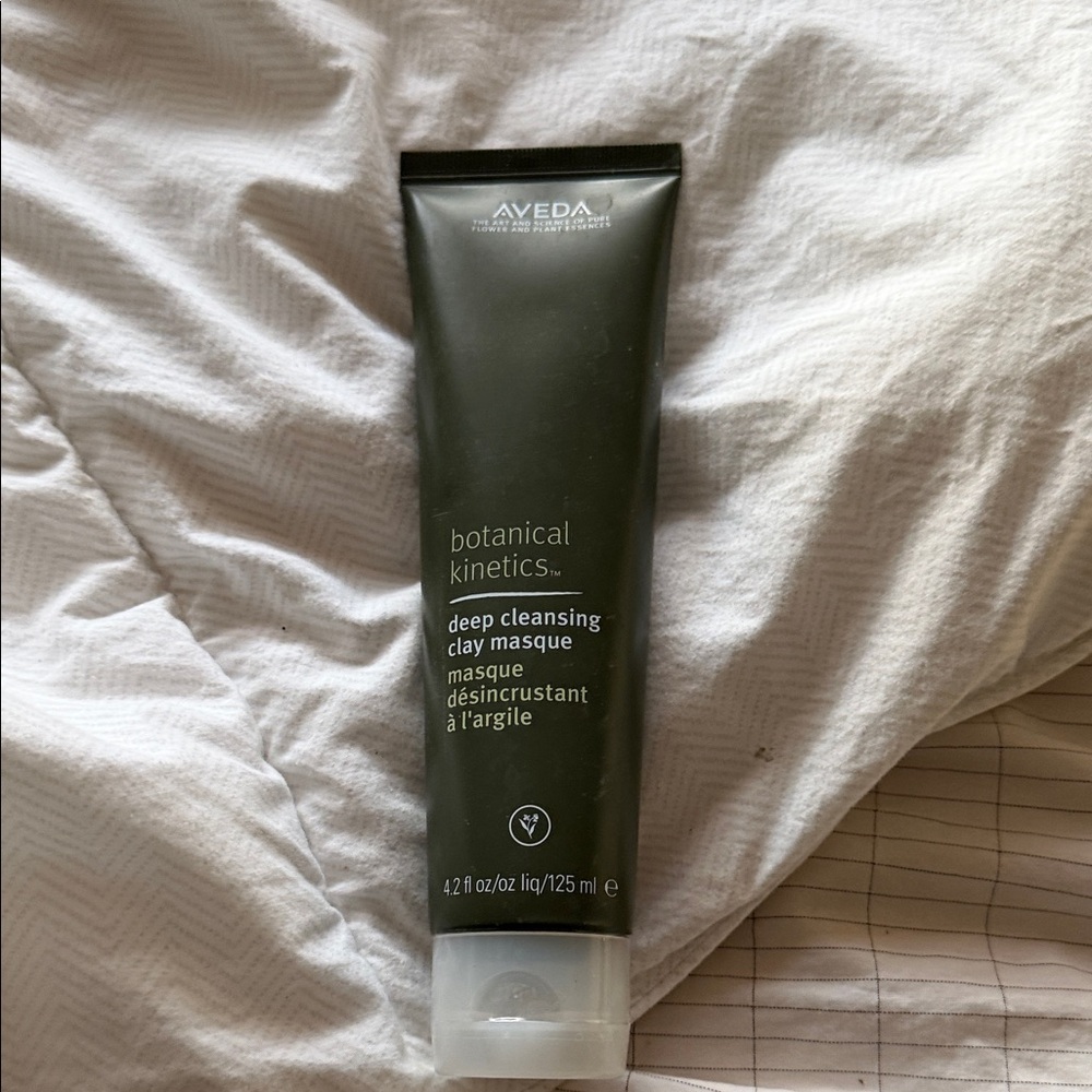 AVEDA Botanical Kinetics Deep Cleansing Clay Masque - Dark Olive Tube